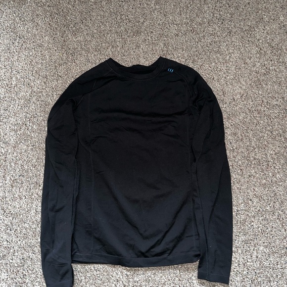 Lululemon mens long sleeve. Medium. - Picture 2 of 2
